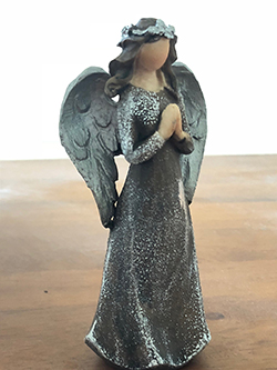 天使の人形